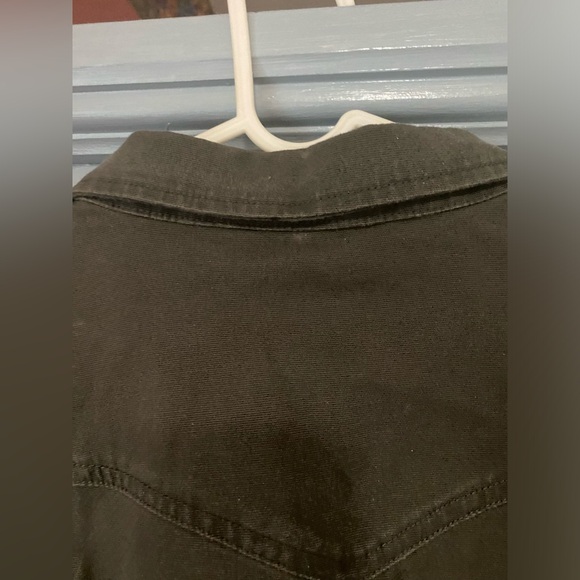 3/12$ Women’s denim Jacket tag says XL please look at measurements - Picture 7 of 8